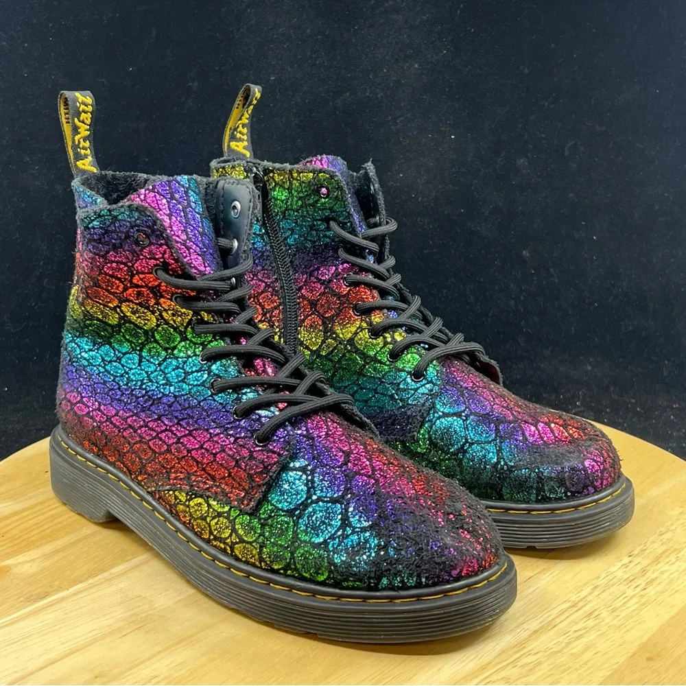 Doc Martens 1460 Pascal Rainbow Croc Metallic Suede Women US Size 7 - Picture 5 of 10